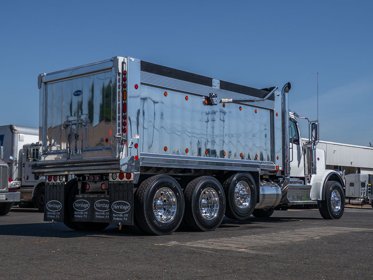 2027 Peterbilt 589 in Landover, MD — photo 6