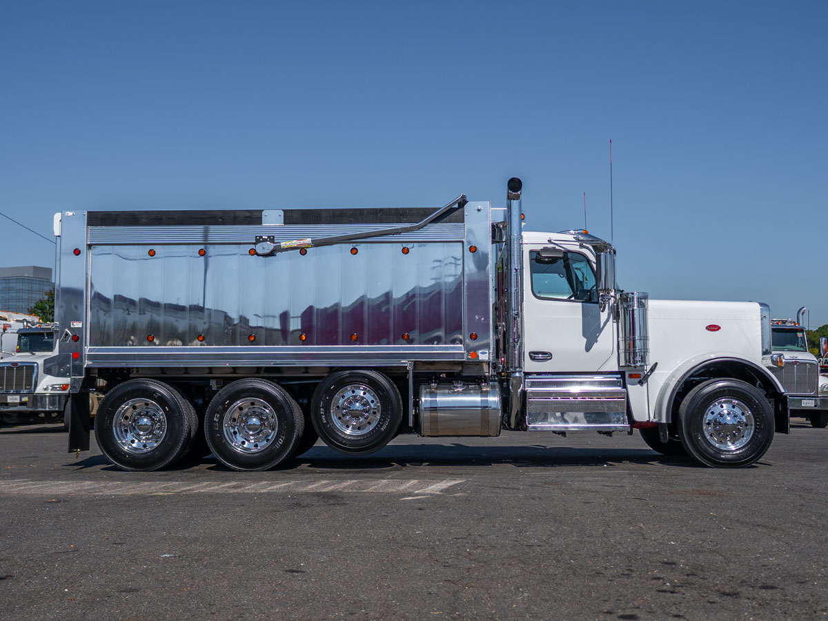 2027 Peterbilt 589 in Landover, MD — photo 7