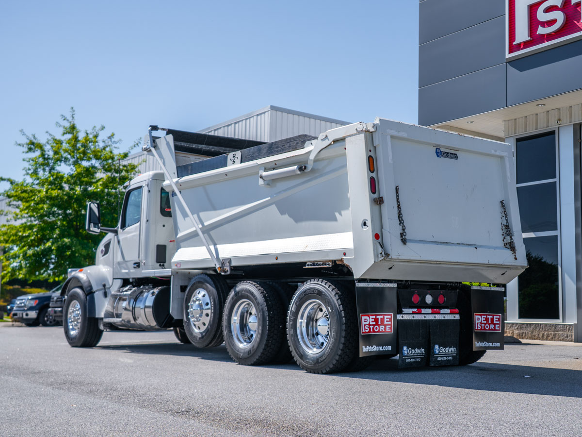 2025 Peterbilt 567 in Duncan, SC — photo 4