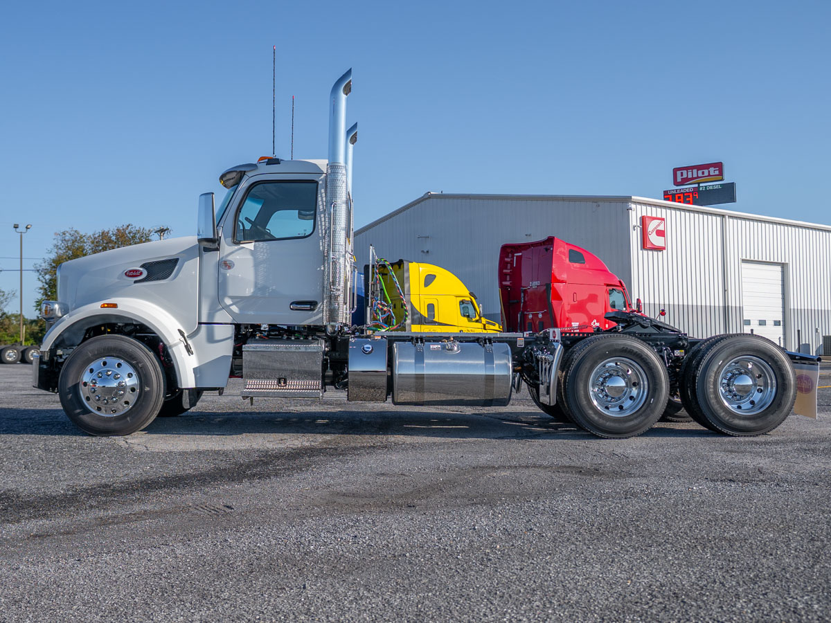 2027 Peterbilt 567 in Raphine, VA — photo 3