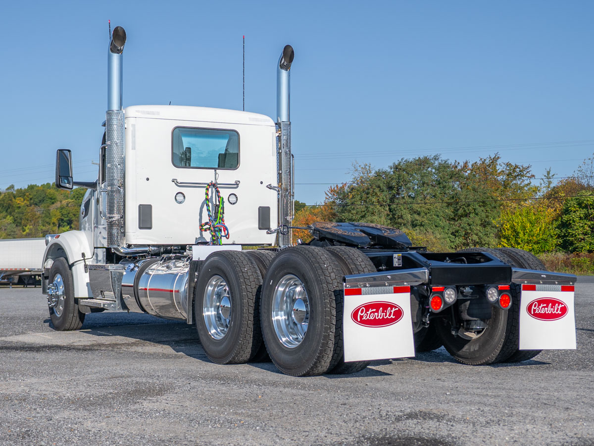 2027 Peterbilt 567 in Raphine, VA — photo 4