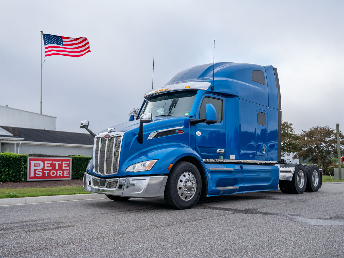 2022 Peterbilt 579 in Chesapeake, VA — photo 2