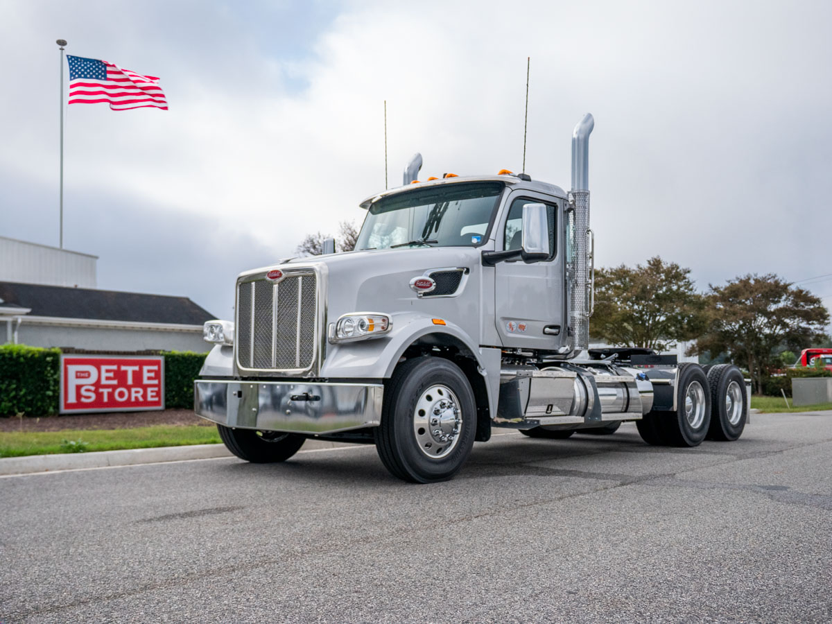 2027 Peterbilt 567