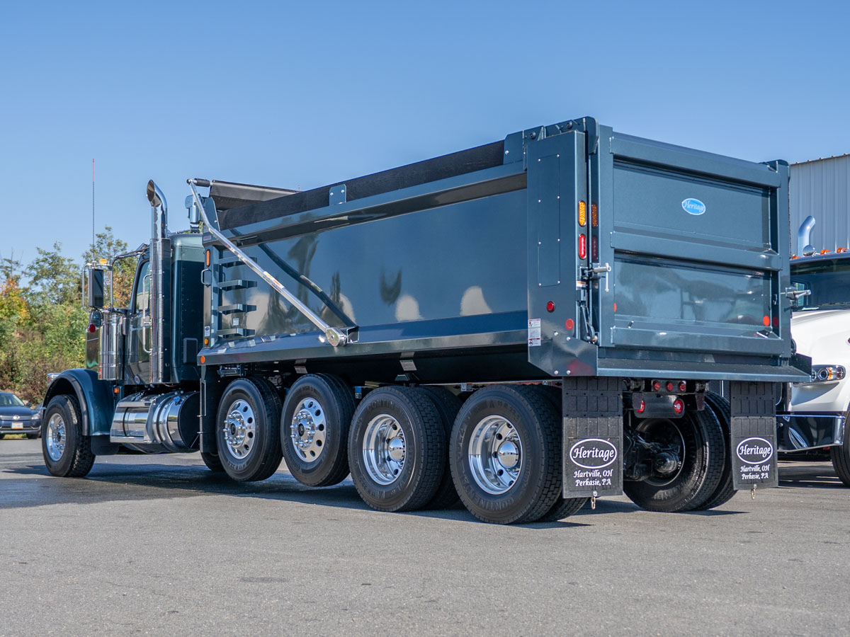 2027 Peterbilt 589 in Gainesville, VA — photo 3