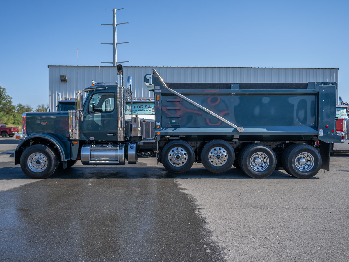 2027 Peterbilt 589 in Gainesville, VA — photo 2