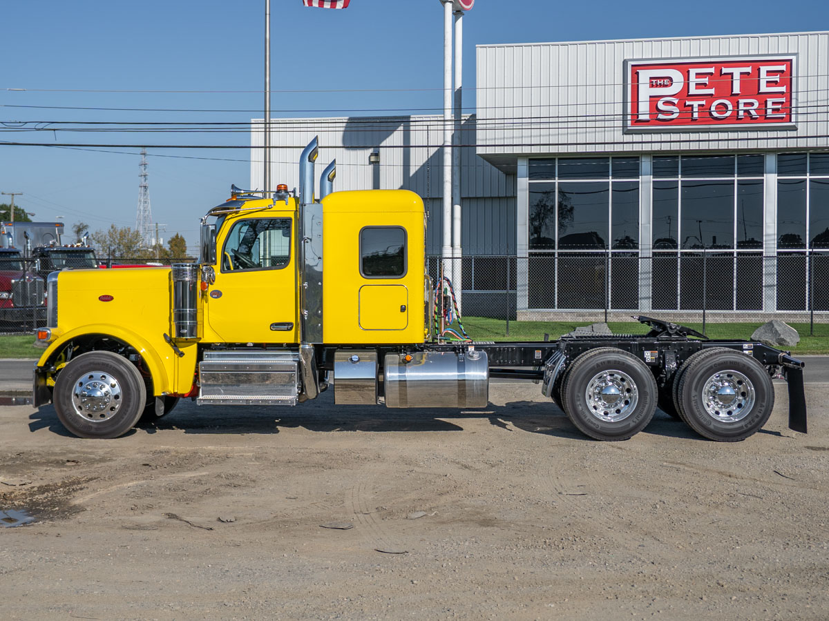 2026 Peterbilt 589 in Richmond, VA — photo 3