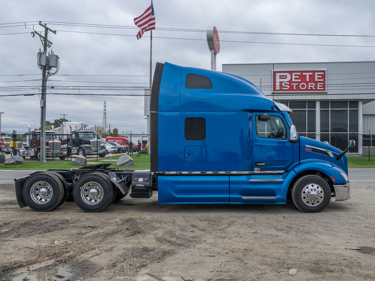 2023 Peterbilt 579 in Richmond, VA — photo 7