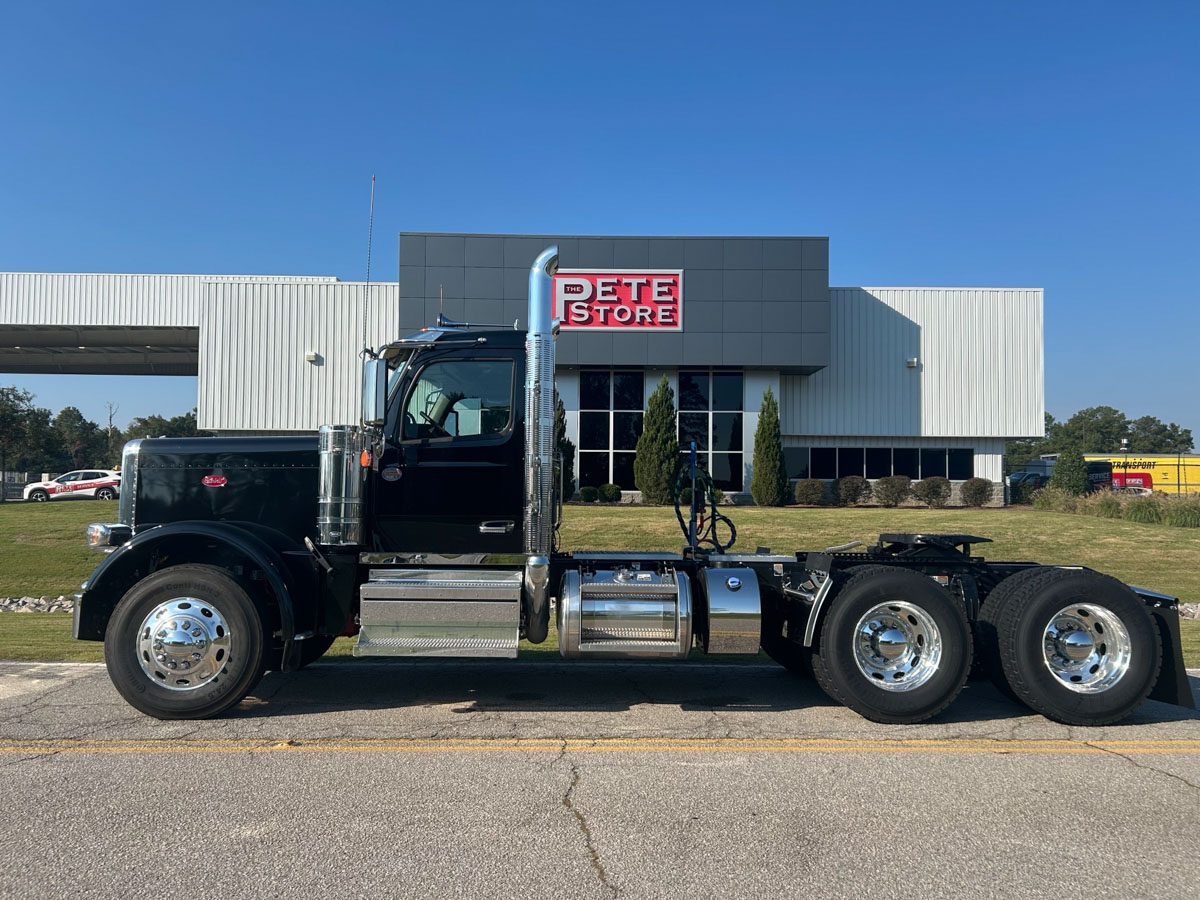 2027 Peterbilt 589 in West Columbia, SC — photo 3