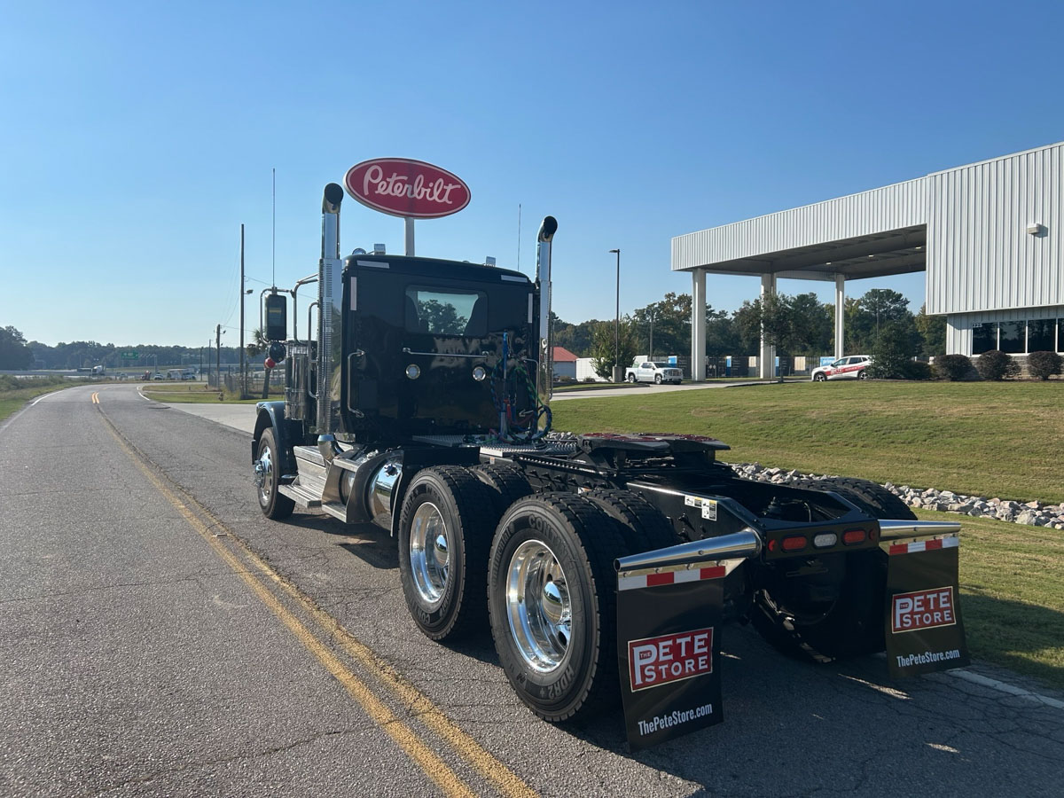 2027 Peterbilt 589 in West Columbia, SC — photo 4